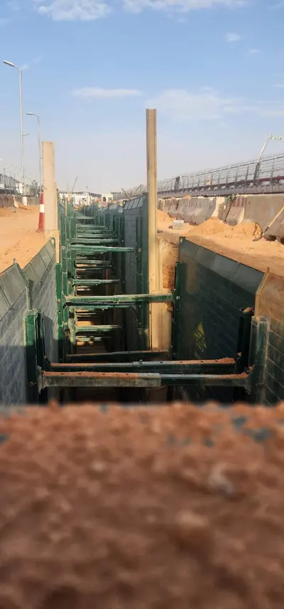 Trench shoring & excavation